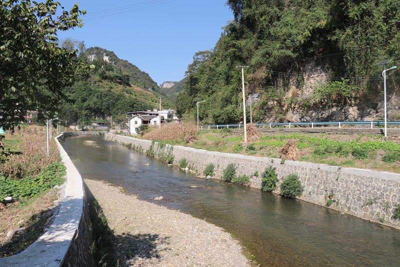 七星關區沔魚河新莊生態系統治理修復工程河段 馬諾楠 攝4.JPG