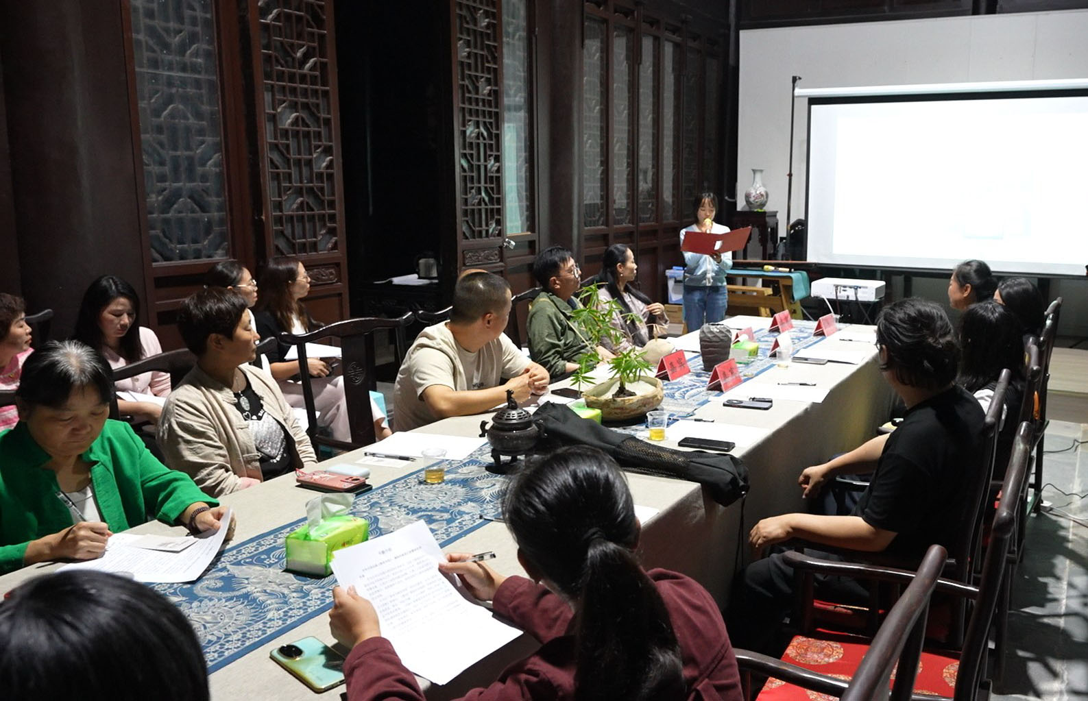 經典誦讀現場。