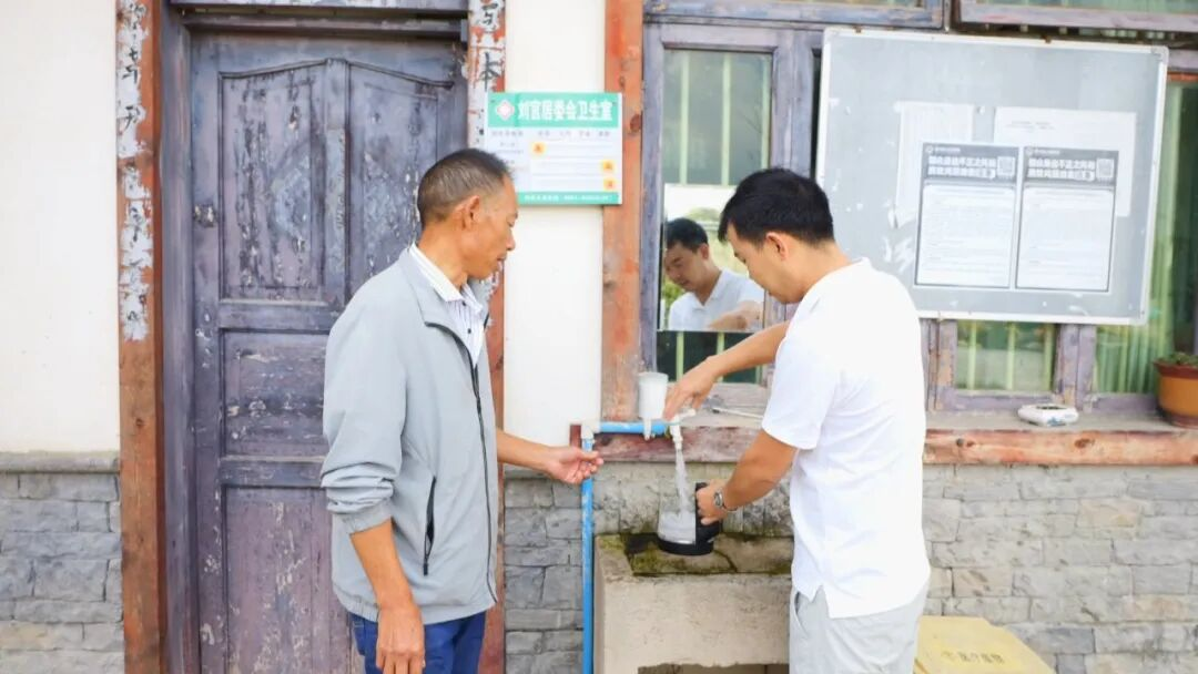 貴州西秀劉官鄉答好民生“幸福卷”。