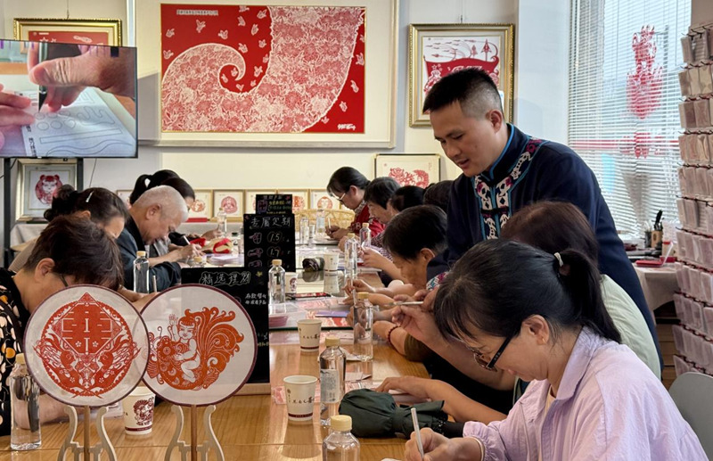 指尖生花融古今 貴州銅仁非遺煥新生。