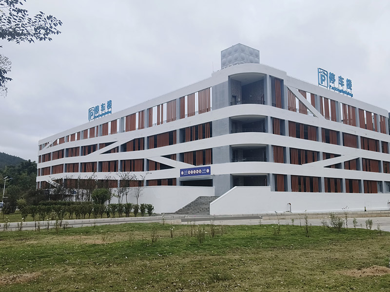 智慧停車場。