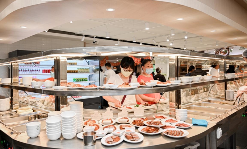 光和食堂為業主提供豐富的菜品。