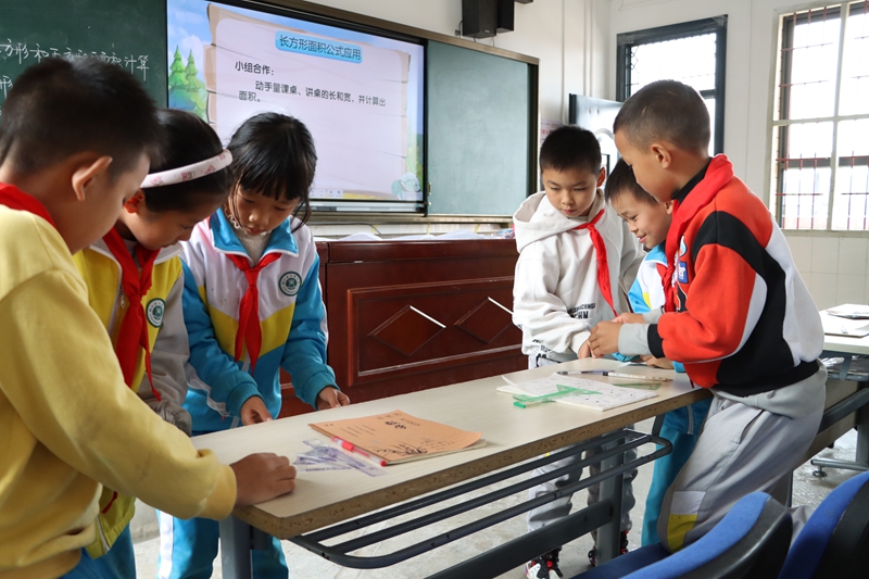 貴州獨山：從“刷題焦慮”到“季節作業” 鄉土文化里的特色“雙減”。