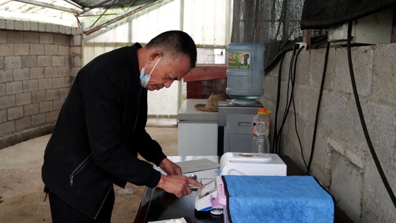 松桃木樹鎮：畜禽糞便“變身”有機肥 循環農業激活綠色發展新動能。