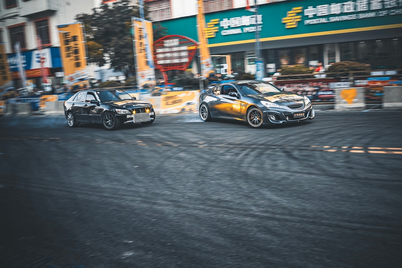 激烈的比賽現場。